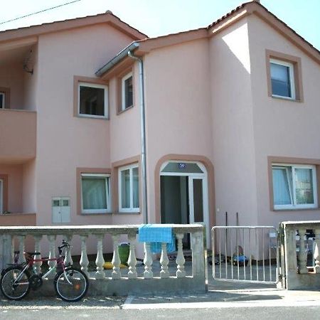 App Dzafic Apartment Vrh  Екстериор снимка