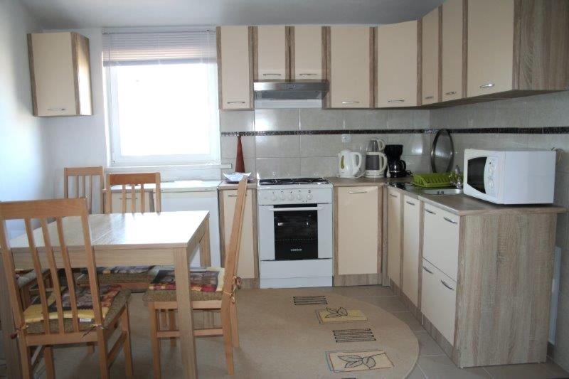 App Dzafic Apartment Vrh  Екстериор снимка